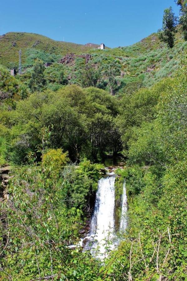 O Refugio Do Mineiro Arouca